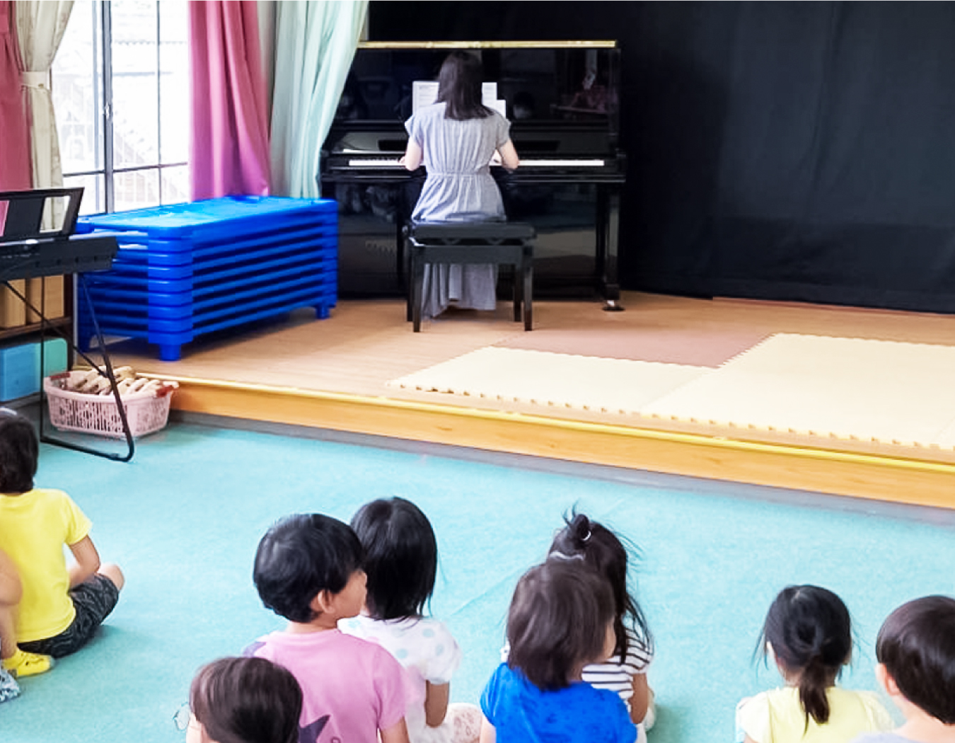 名塩保育園のおんがくあそび